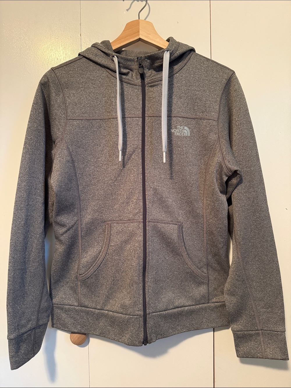 The North Face Women's Gray Full-Zip Hooded Jacket S Outdoor Activewear Hiking
